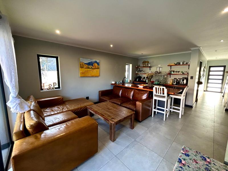 3 Bedroom Property for Sale in De Zoete Inval Western Cape